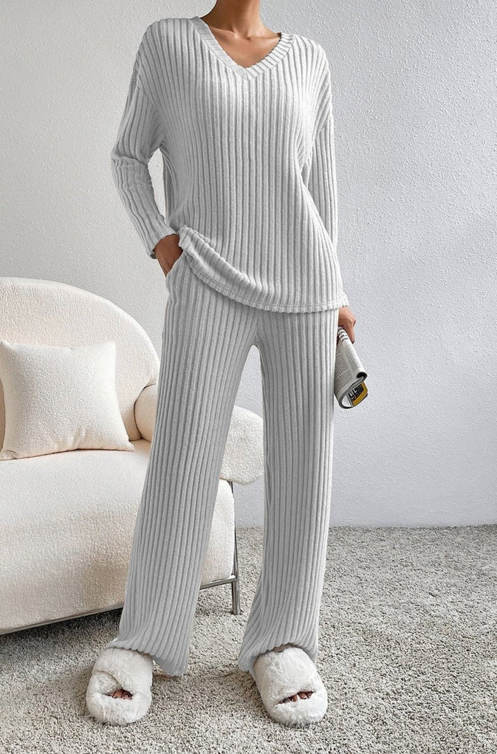 Brittanie Ribbed Knit V Neck Slouchy Two-piece Outfit - Rebel Nomad